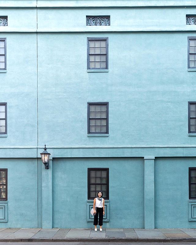 My weekend in Charleston was filled with colourful architecture, amazing food, ocean views and great southern hospitality. Thank you @AlaskaAir for this wonderful adventure. This is your weekend wanderer @sophiahsin signing off Thanks for following along and feel free to reach out with any travel questions! 
