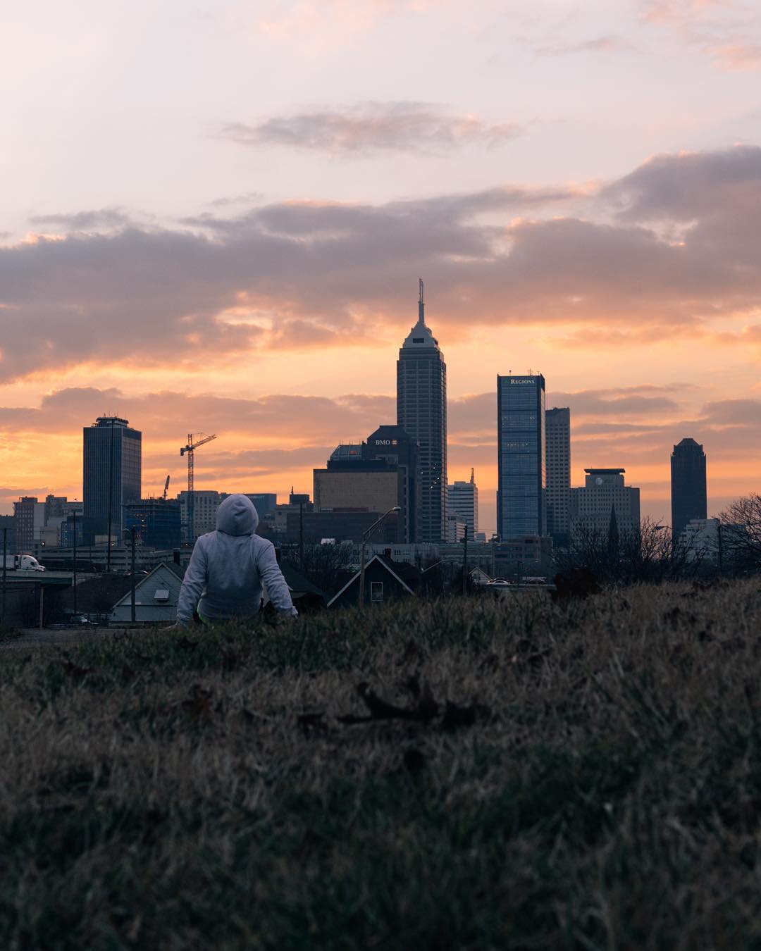Signing off with my #localwanderer takeover of the best view to watch the sunset in Indy, Highland Park. Thank you #AlaskaAir for allowing me to showcase a small snippet of what Indy and Indiana has to offer.